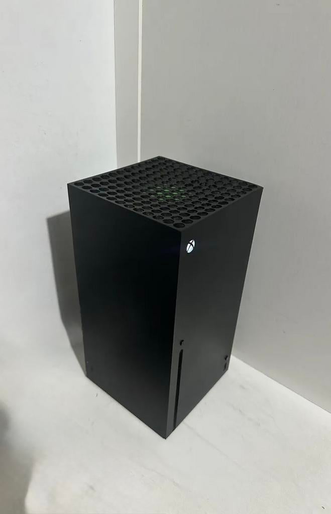 Xbox Series X + Games & Accessoires, Games en Spelcomputers, Spelcomputers | Xbox Series X en S, Zo goed als nieuw, Xbox Series X