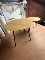 2 houten bijzettafeltjes, Ophalen, Gebruikt, Rond, Minder dan 50 cm