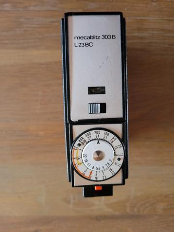 Flash - Mecablitz 303 B - L 23 BC, Enlèvement, Comme neuf