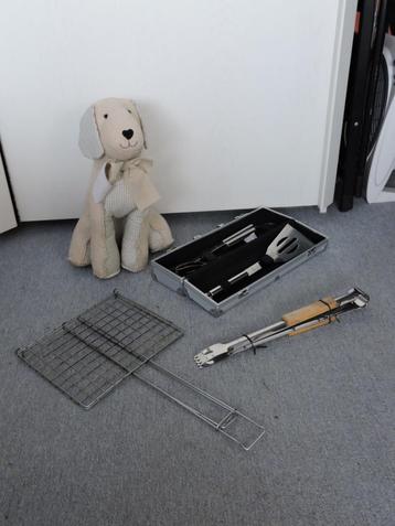 TOUT NOUVEAU Lot d'ustensiles pour barbecue TOP AFFAIRE beschikbaar voor biedingen