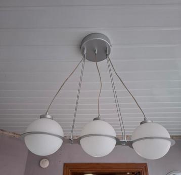 Lustre beschikbaar voor biedingen