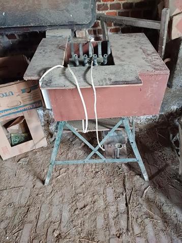 pluimmachine met defecte electrische motor, Enlèvement, Utilisé
