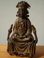 ancient Chinese bronze BODHISATTVA Guanyin relic holder gilt, Ophalen of Verzenden