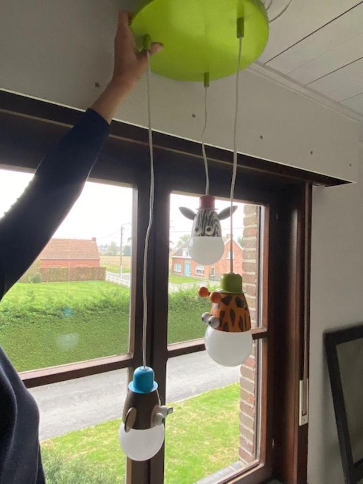 Mooie speelse plafondlamp voor de kinderkamer. Zr. g. st., Huis en Inrichting, Lampen | Plafondlampen, Gebruikt, Metaal, Ophalen