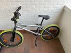 Bmx, Fietsen en Brommers, Fietsen | Crossfietsen en BMX, Ophalen, Aluminium, Decatlon, Voetsteunen