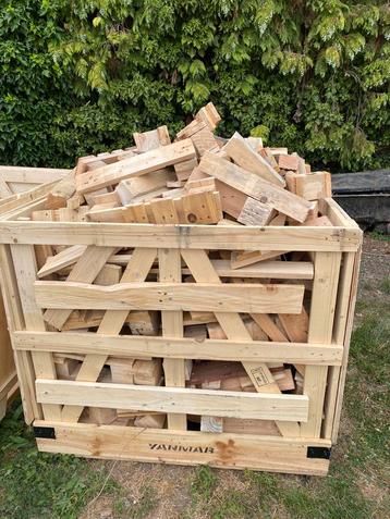 Volle bak paletten Stookhout  beschikbaar voor biedingen