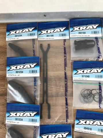 Groot lot met nieuwe originele XRAY onderdelen beschikbaar voor biedingen