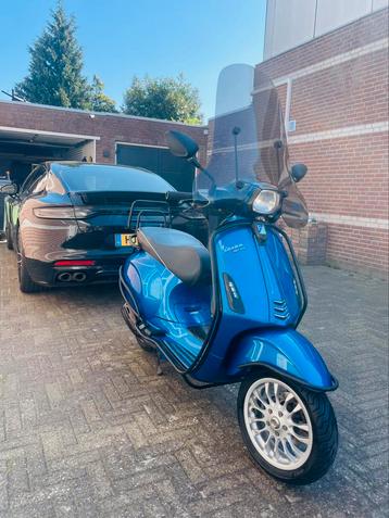 Vespa Sprint 5142Km Nieuwstaat Handvatverwarming LED beschikbaar voor biedingen
