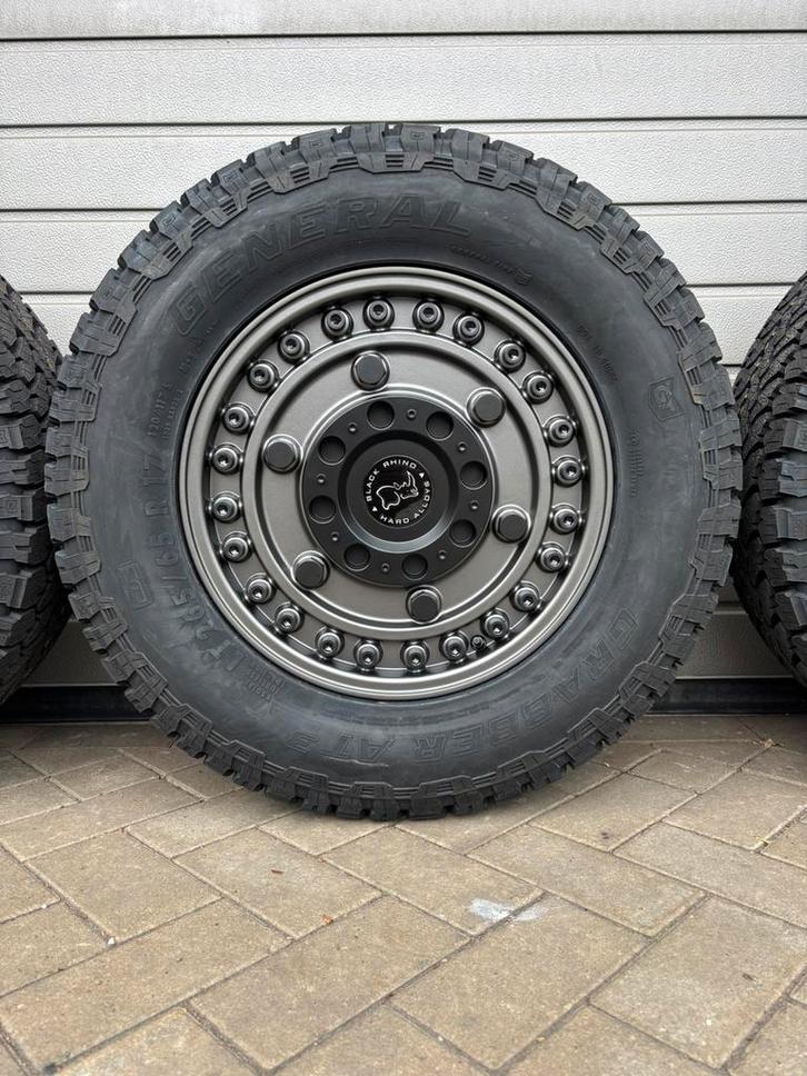 Mercedes Sprinter 4x4 Black Rhino Armory + General Grabber, Auto-onderdelen, Banden en Velgen, Band(en), Ophalen