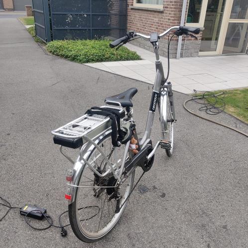 ELEKTRISCHE FIETS BH neomouv, Fietsen en Brommers, Elektrische fietsen, Gebruikt, 47 tot 51 cm, 50 km per accu of meer, Ophalen