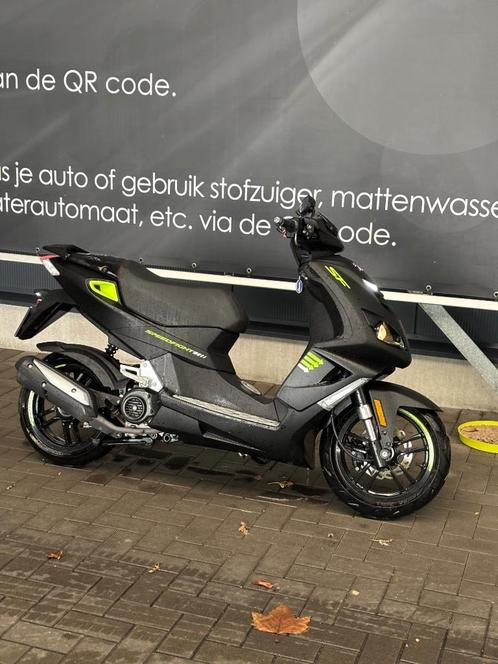 Peugoet speedfight 4, Fietsen en Brommers, Scooters | Peugeot, Zo goed als nieuw, Speedfight, Klasse A (25 km/u), Benzine, Ophalen