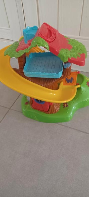 Boomhut weebles beschikbaar voor biedingen