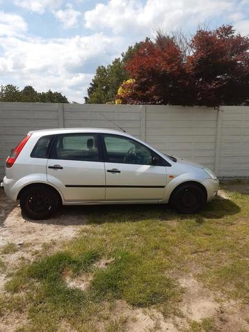 Fort fiesta2005 1400 diesel, Autos, Particulier, Diesel, Achat