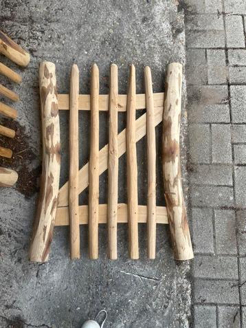 Poort 100cm op 80cm (kastanje hout) 5x beschikbaar voor biedingen