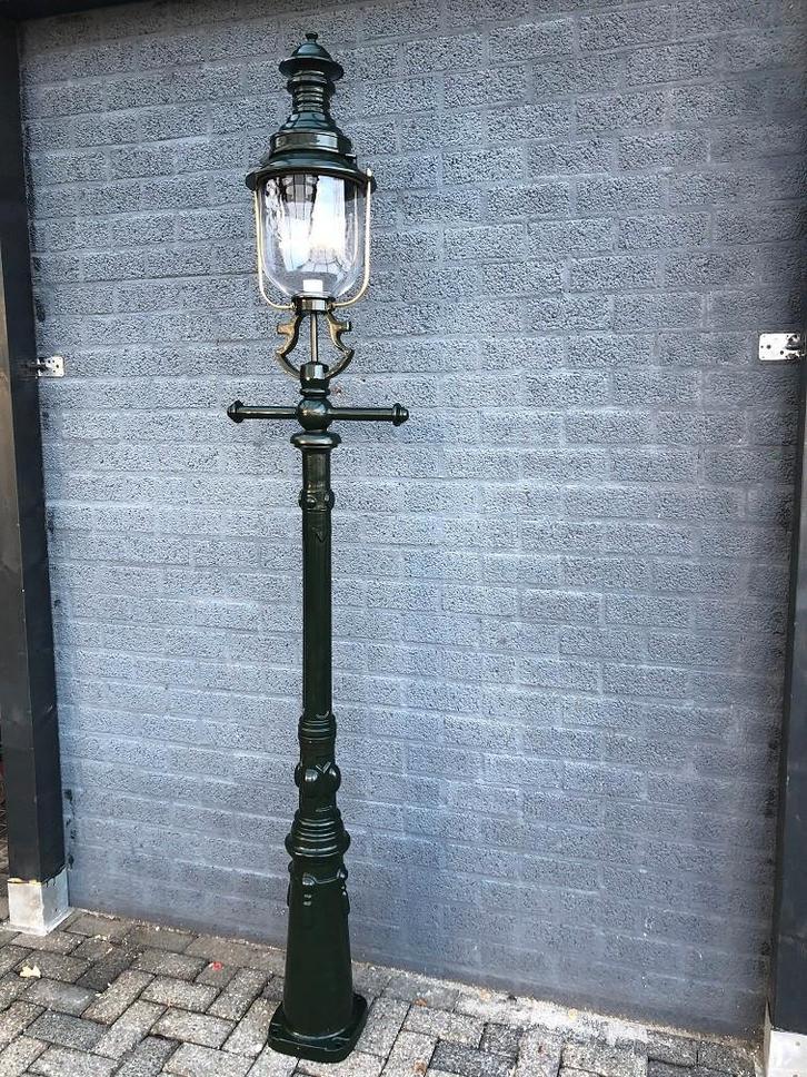 Staande lantaarn, buitenlamp staande lamp lamp tuin lamp, Antiek en Kunst, Antiek | Verlichting, Ophalen of Verzenden