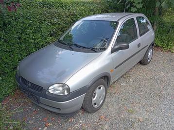 Opel Corsa gekeurd!!! 1200 benzine 16 kleppen  37500 km beschikbaar voor biedingen