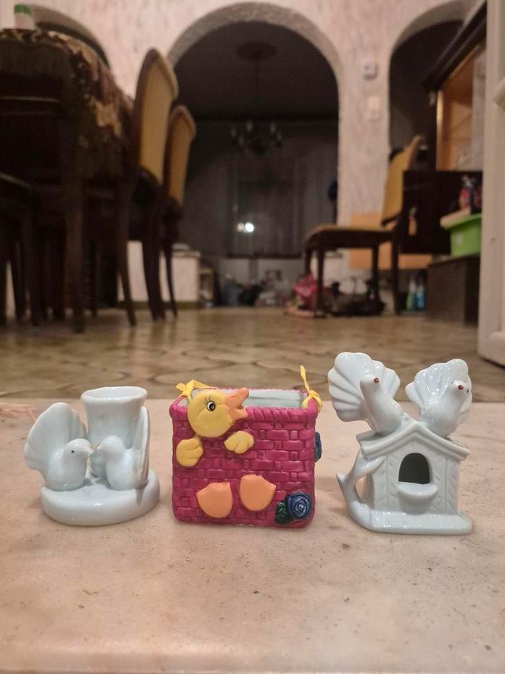 Lot de 3 porte-cure-dents en porcelaine en parfait état., Antiquités & Art, Antiquités | Porcelaine, Enlèvement