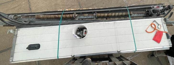 Porte basculante L=3530 x H=4000 mm, Bricolage & Construction, Fenêtres & Moustiquaires, Utilisé, Porte de garage, 215 cm ou plus