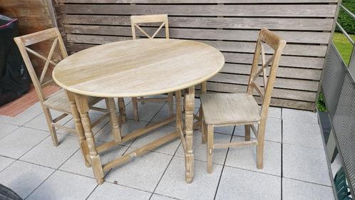 Ronde tafel en stoel van licht eikenhout, Antiek en Kunst, Antiek | Meubels | Tafels, Ophalen