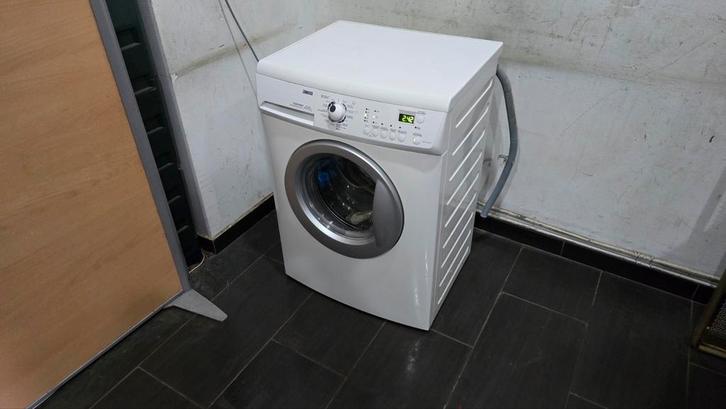 machine à laver zanussi zwh 7140 Classe d'efficacité énergét, Electroménager, Lave-linge, Enlèvement ou Envoi