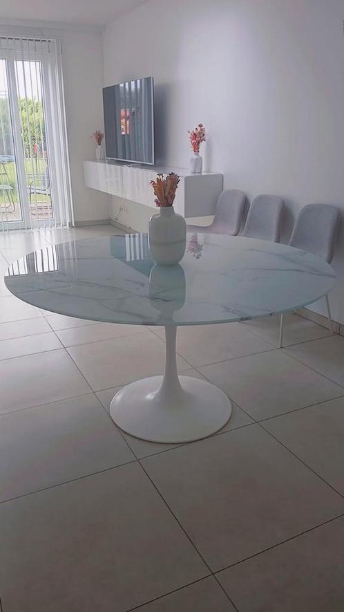 Zeer mooie marmeren glazen eettafel topkwaliteit!, Huis en Inrichting, Tafels | Salontafels, Zo goed als nieuw, Rond, Glas, Ophalen of Verzenden