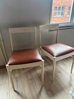 2 vintage stoelen, Ophalen, Gebruikt, Hout, Twee