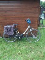 Damesfiets  en rolerschets, Fietsen en Brommers, Ophalen, Zo goed als nieuw, Overige merken, Versnellingen