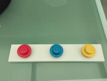Lego kapstok beschikbaar voor biedingen