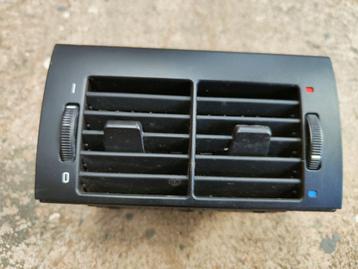 Achterste ventilatie luchtrooster middenconsole BMW 5 serie  beschikbaar voor biedingen