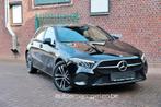Mercedes  A 180 Automatic Mild Hybride Urban, Camera, Leder,, Auto's, Mercedes-Benz, Achterwielaandrijving, 4 cilinders, Zwart