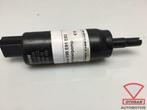 bmw 3 serie e90 e91 e93 ruitensproeierpomp 8377430, Gebruikt, BMW