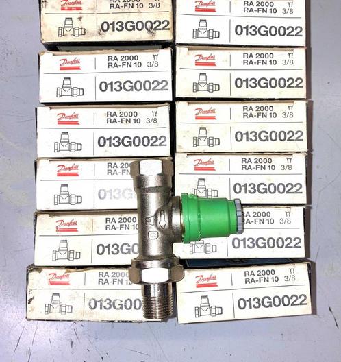 Lot de 14 Corps de vanne DANFOSS R 3/8" DROIT RA-FN 013G0022, Bricolage & Construction, Chauffage & Radiateurs, Neuf, Radiateur