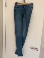 Pantalon jeans modèle taille mi-haute coupe slim, Vêtements | Femmes, W27 (confection 34) ou plus petit, Comme neuf, Bleu, Enlèvement ou Envoi