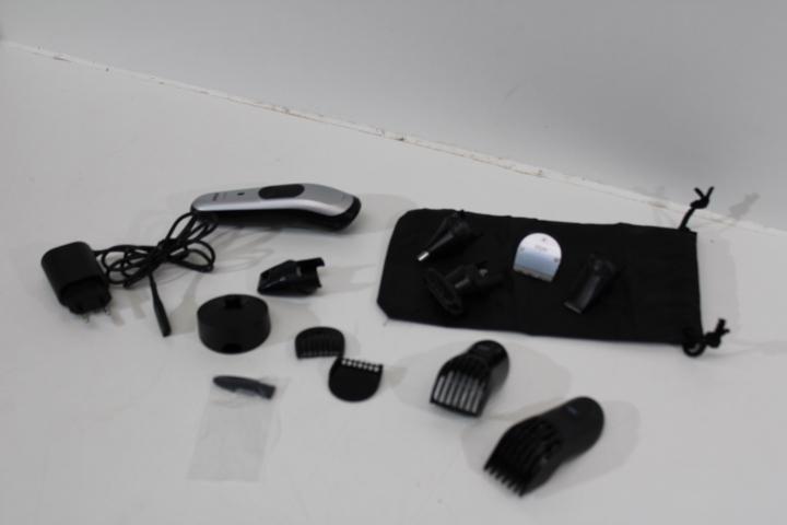 Braun MGK7220 Baardtrimmer, Handtassen en Accessoires, Uiterlijk | Haarverzorging, Ophalen of Verzenden