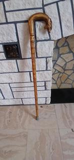 Ancienne canne en bois, Ophalen, Gebruikt