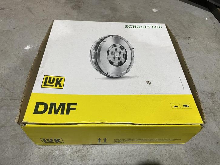 NIEUW 415037210 2-massavliegwiel dubbel massavliegwiel 2.2 H, Auto-onderdelen, Motor en Toebehoren, Peugeot, Nieuw, Ophalen