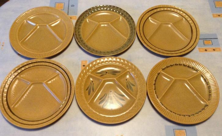 6 assiettes à tapas gourmandes à fondue marron clair vintage, Maison & Meubles, Cuisine | Vaisselle, Comme neuf, Assiettes(s)