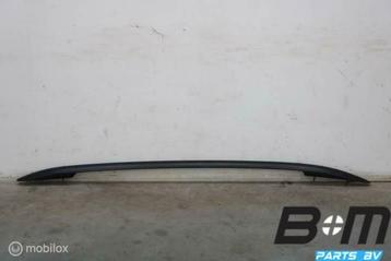 Rechter zwarte dakrail VW T-Roc 2GA860026 beschikbaar voor biedingen