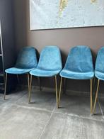 Blauwe velvet stoelen gouden poten 8 stuks, Huis en Inrichting, Stoelen, Vijf, Zes of meer stoelen, Blauw, Zo goed als nieuw, Ophalen