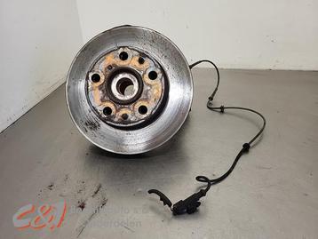 Fusee rechts-voor van een Peugeot Boxer beschikbaar voor biedingen