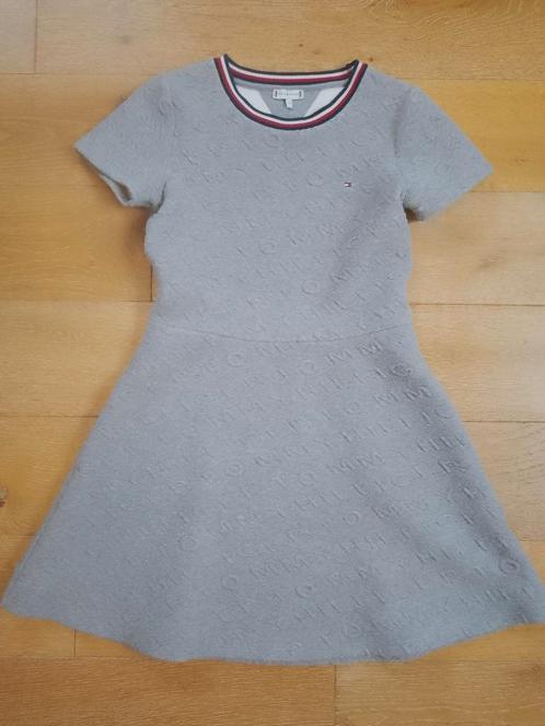 Prachtig winter kleedje Tommy Hilfiger maat 164 nieuw!, Kinderen en Baby's, Kinderkleding | Maat 164, Nieuw, Meisje, Jurk of Rok