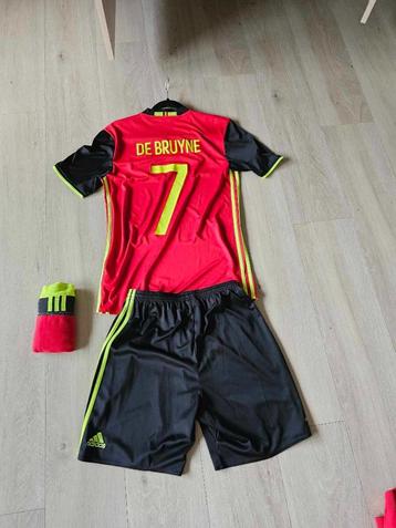 set tenue Kevin de Bruyne  beschikbaar voor biedingen