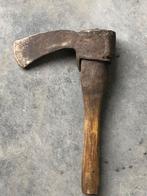 Ancien outils de mineur, Enlèvement