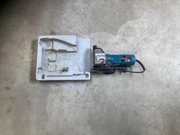 BOSCH wipzaag GST 60 PE beschikbaar voor biedingen