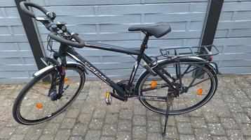 Studenten/herenfiets beschikbaar voor biedingen