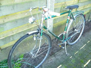 Retro fietsen beschikbaar voor biedingen