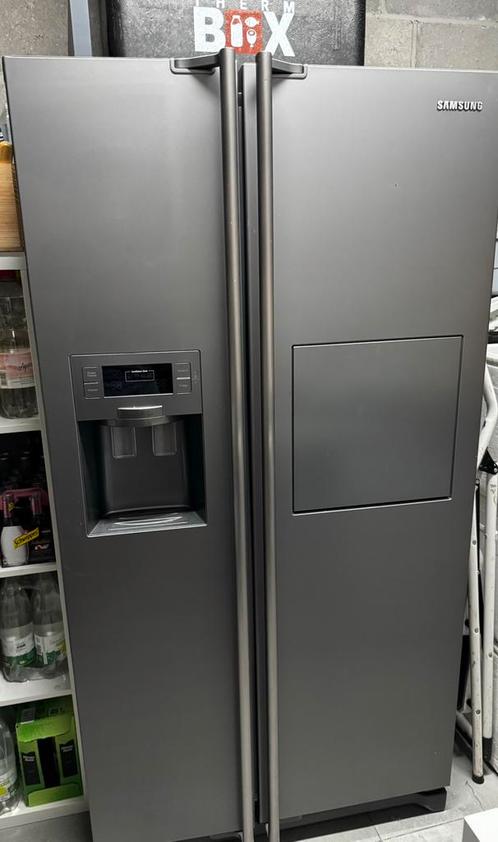 Frigo américain Samsung, Electroménager, Réfrigérateurs & Frigos, Utilisé, Avec congélateur séparé, 200 litres ou plus, 160 cm ou plus