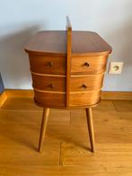 Travailleuse/boite à  couture vintage style scandinave, Ophalen