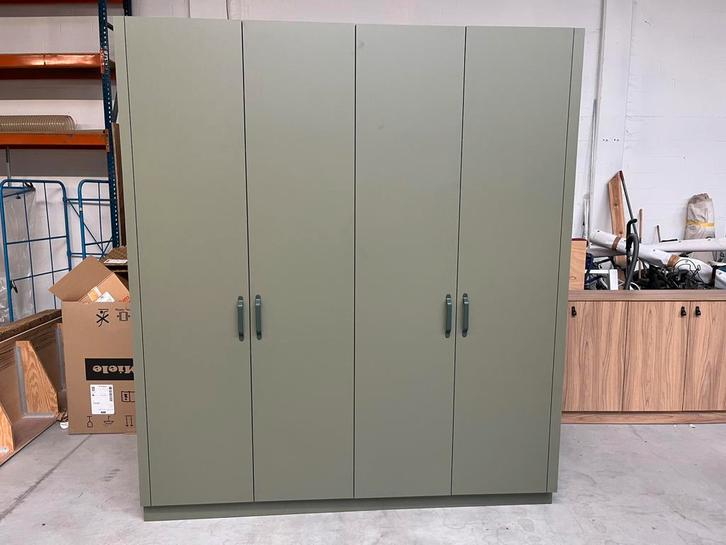 Dressing, vestiairekast met lades en hangsystemen, Huis en Inrichting, Kasten | Roldeurkasten en Archiefkasten, Zo goed als nieuw