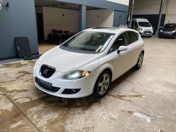 Seat Leon 1.4i Active style 130.500km Airco | Pano | Multi beschikbaar voor biedingen